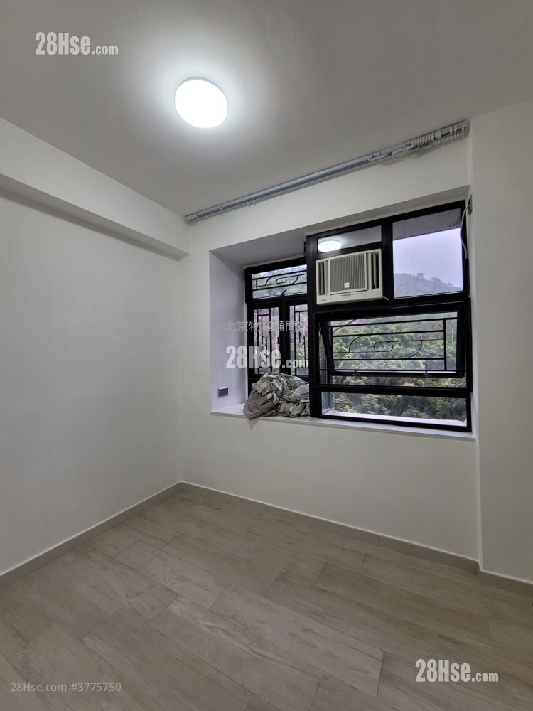 康怡花园 售盘 3 房 , 2 浴室 668 平方尺