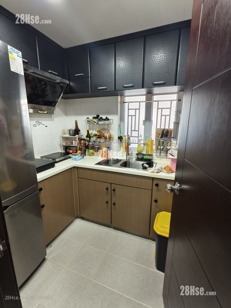 Tsing Chuen Wai Sell 3 Bedrooms , 1 Bathroom 653 ft²