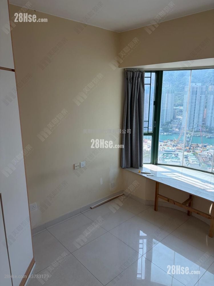 南浪海湾 租盘 3 房 , 2 浴室 691 平方尺