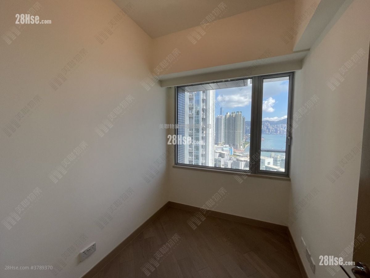 Cullinan West Rental 2 Bedrooms , 1 Bathroom 449 ft²