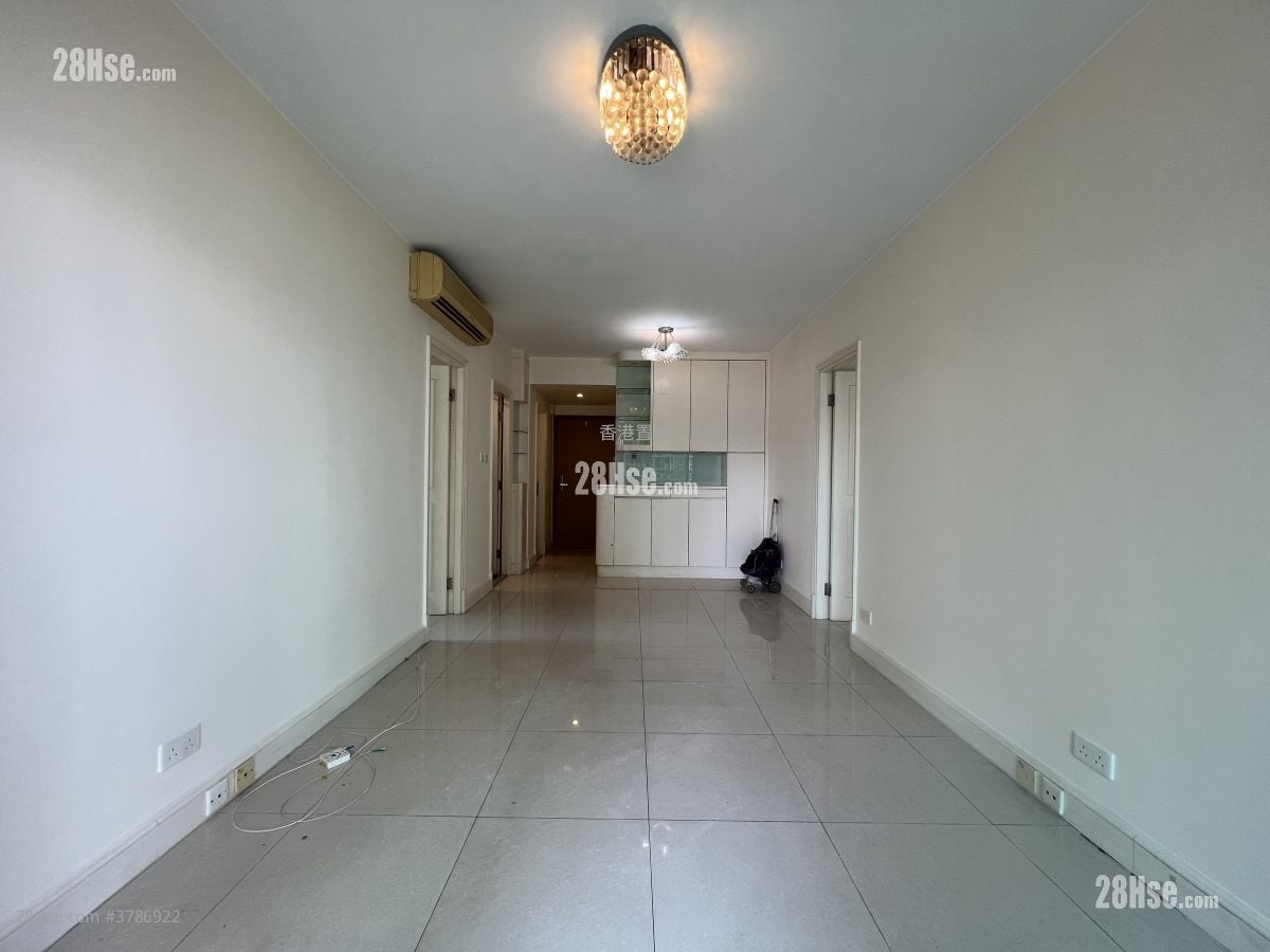 城中駅 售盘 3 房 , 1 浴室 594 平方尺