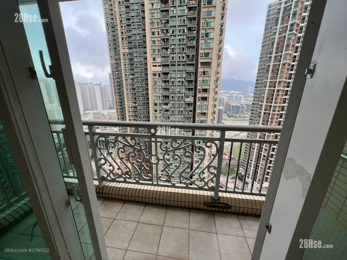 城中駅 售盘 3 房 , 1 浴室 594 平方尺