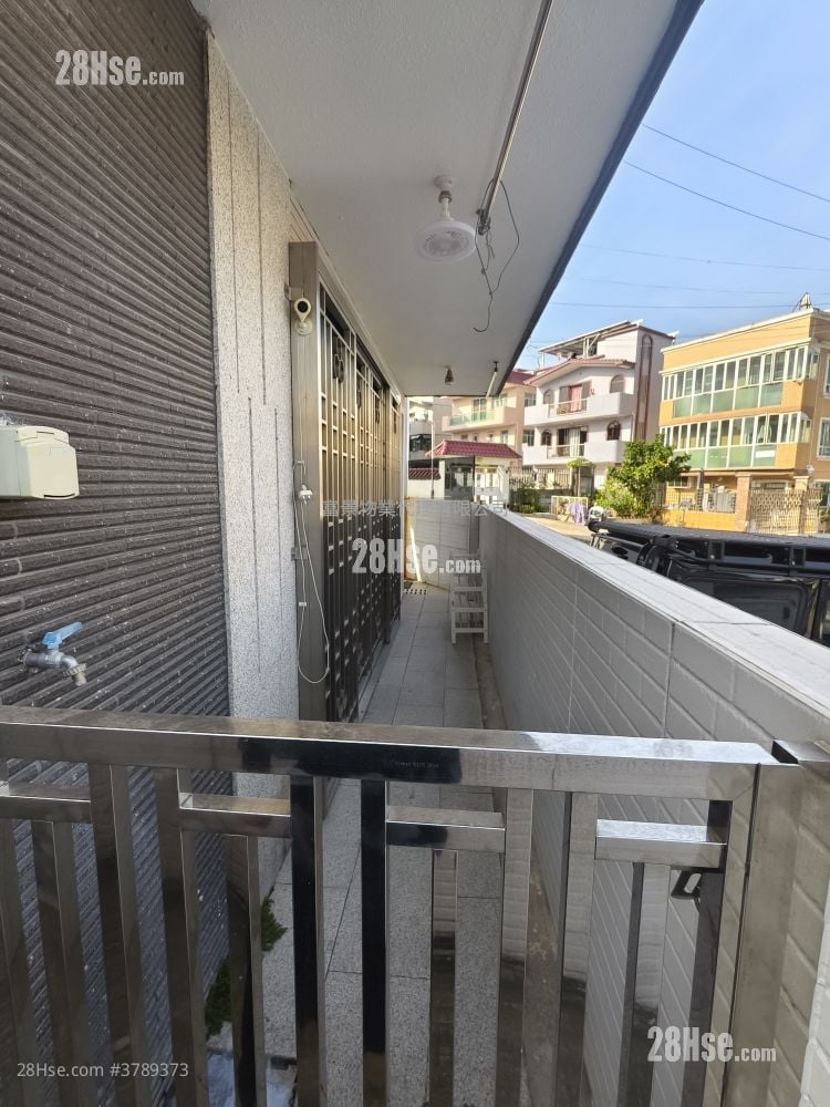 Tsing Chuen Wai Rental 3 Bedrooms , 2 Bathrooms 653 ft²
