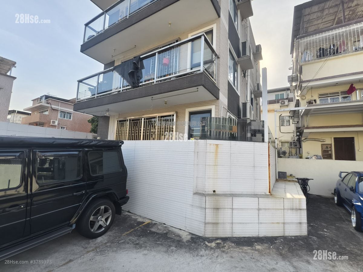 Tsing Chuen Wai Rental 3 Bedrooms , 2 Bathrooms 653 ft²