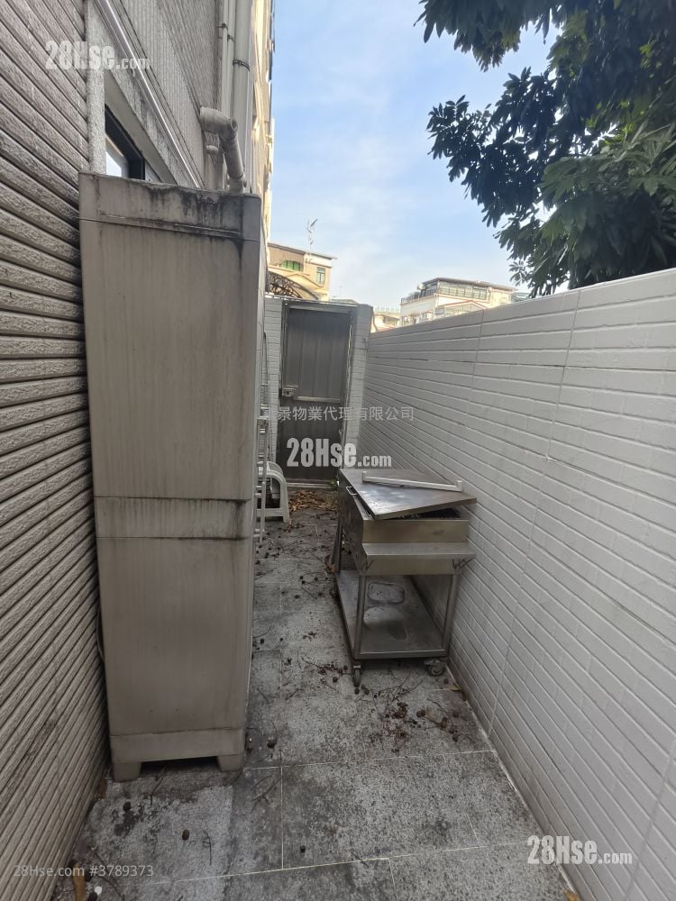 Tsing Chuen Wai Rental 3 Bedrooms , 2 Bathrooms 653 ft²