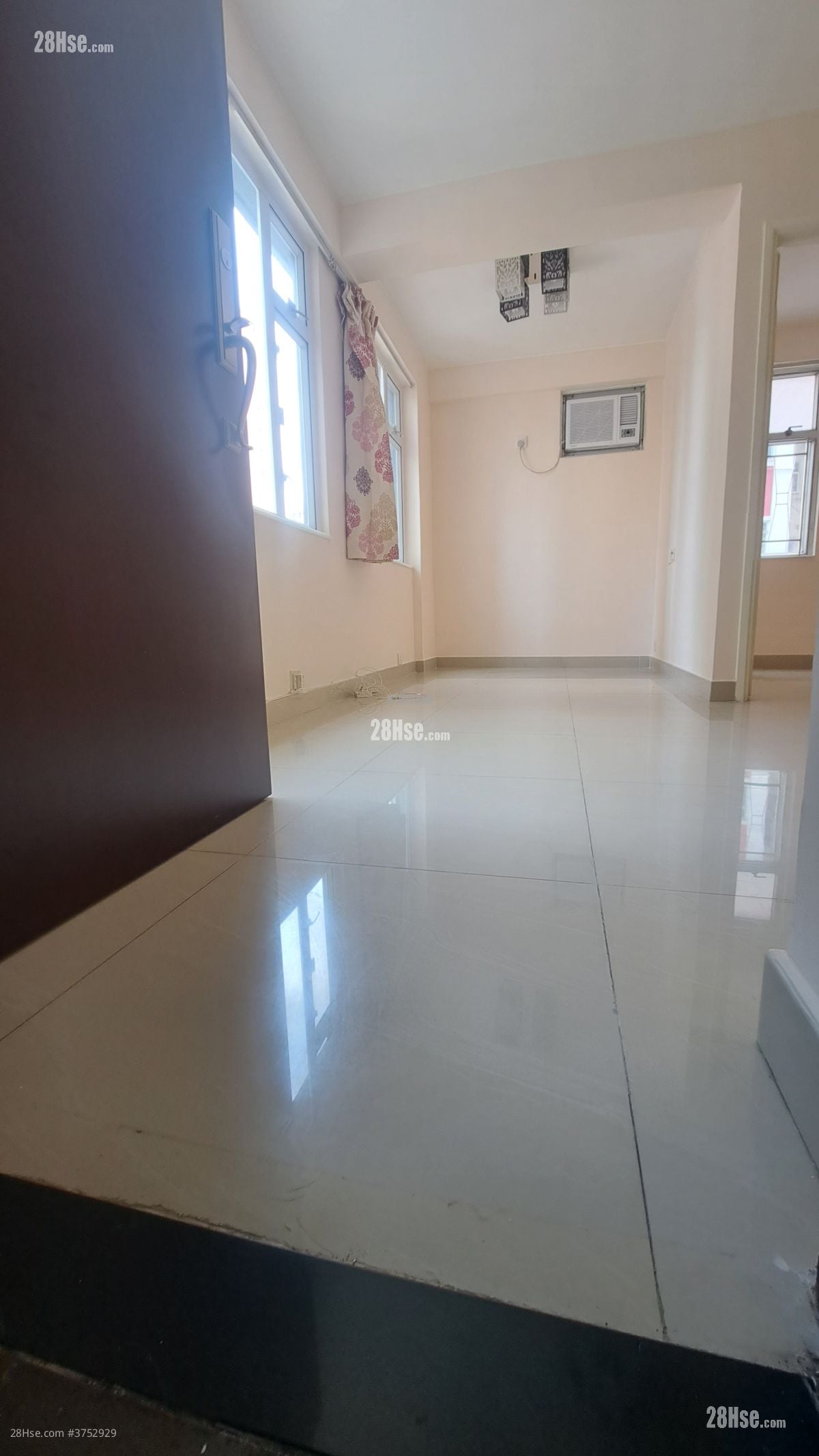 Kam Ho Court Rental 1 Bedroom , 1 Bathroom 244 ft²