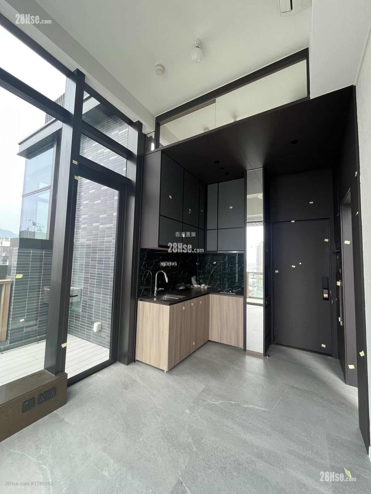 Gateway Square Mile Rental 1 Bedroom , 1 Bathroom 282 ft²