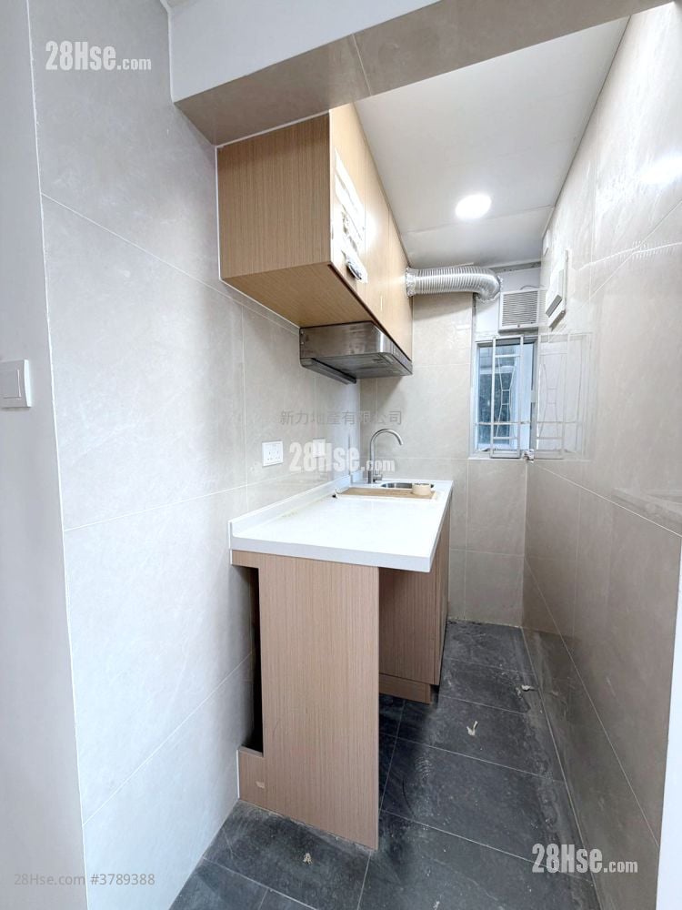 Greenwood Garden Sell Studio , 1 Bathroom 271 ft²