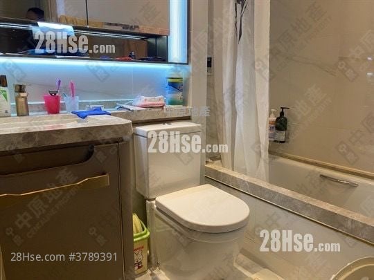 逸珑湾8 售盘 3 房 694 平方尺