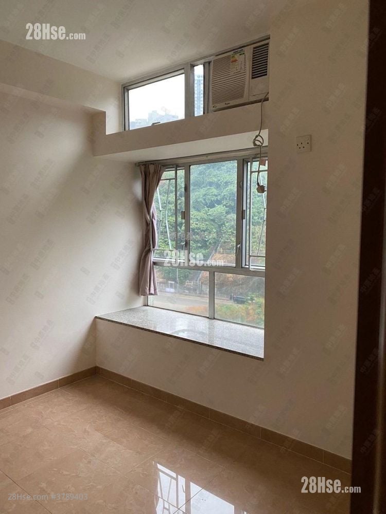 Billion Court Sell 2 Bedrooms , 1 Bathroom 370 ft²