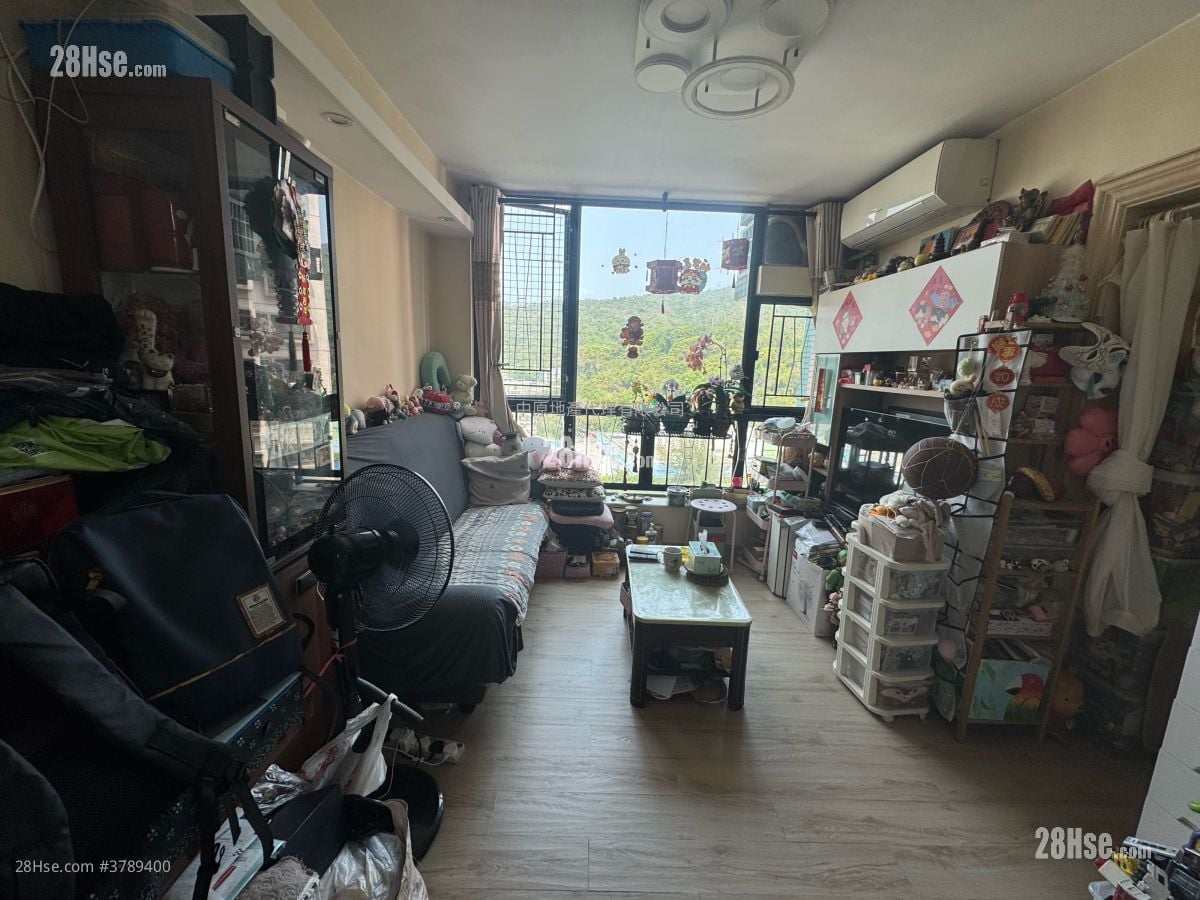 Fuller Gardens Sell 3 Bedrooms 636 ft²