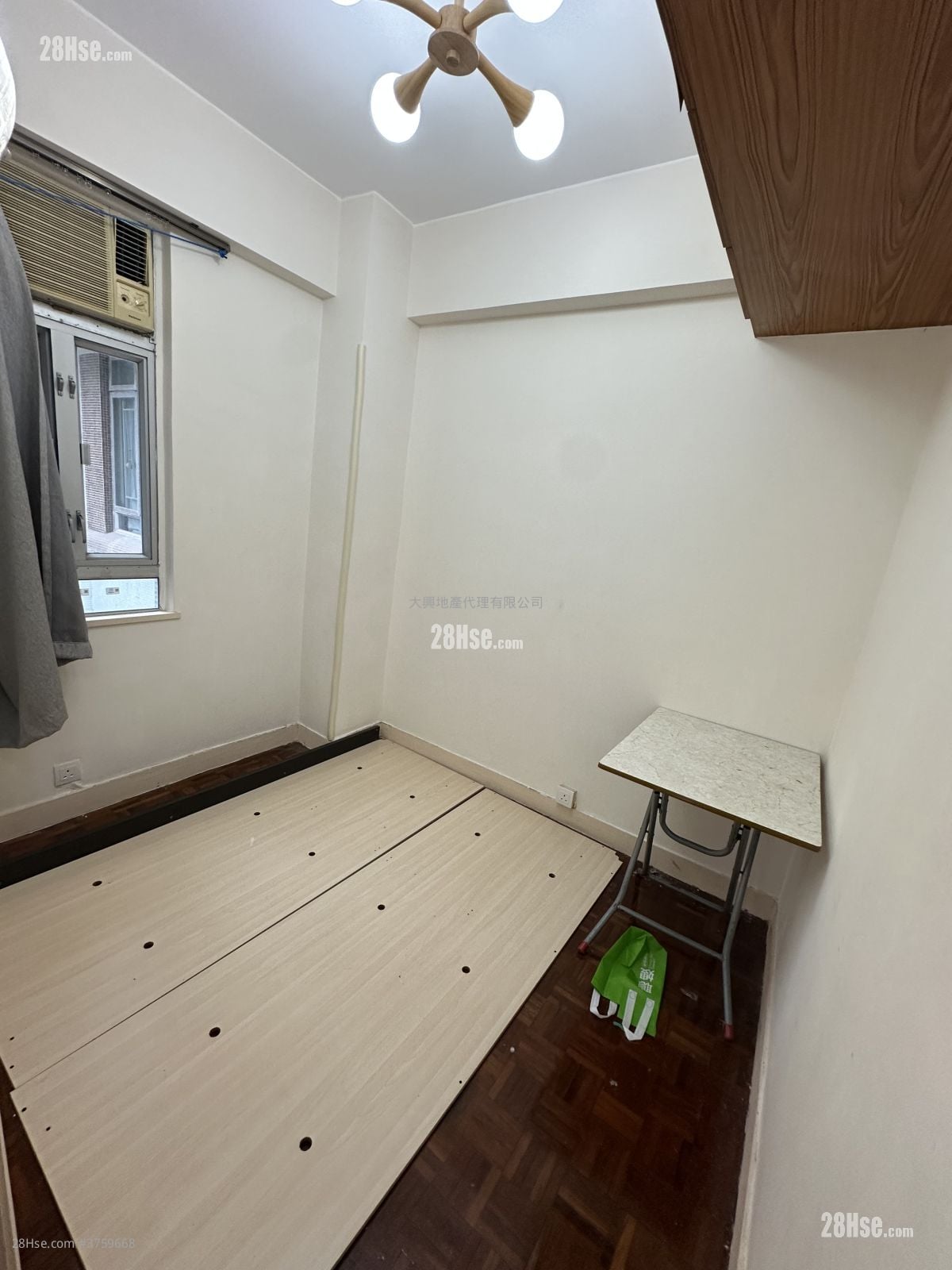 顺昌大厦 租盘 2 房 , 1 浴室 394 平方尺