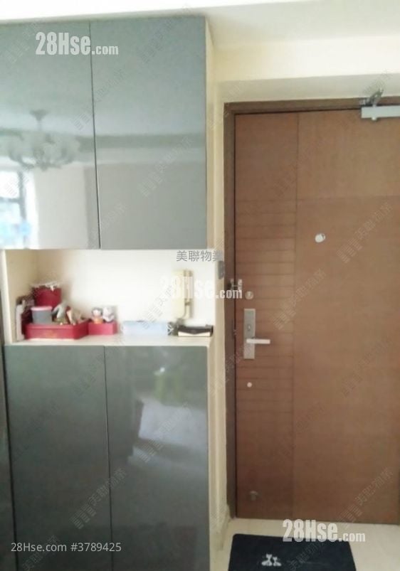 Kornhill Sell 3 Bedrooms 616 ft²