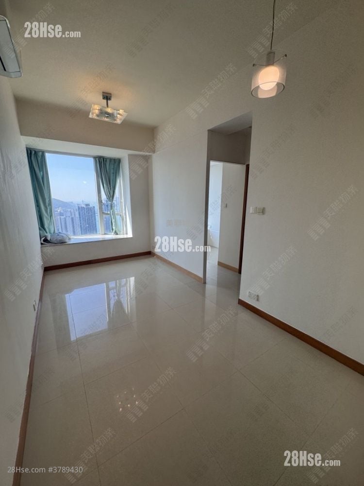 Indihome Sell 1 Bedroom 424 ft²