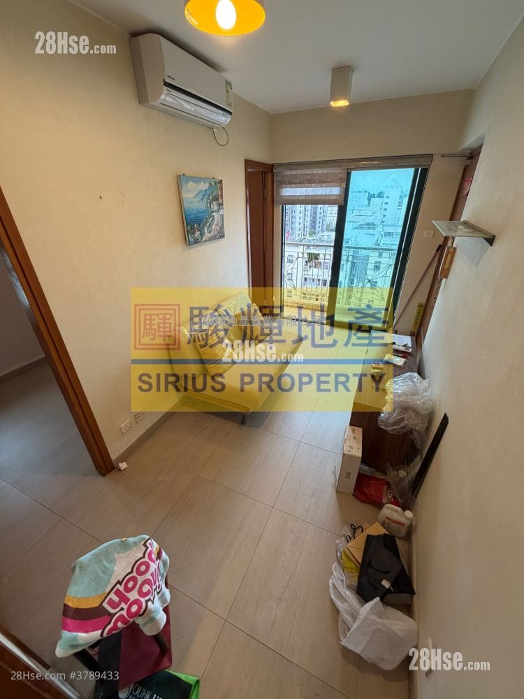 Yau On Court Sell 2 Bedrooms , 1 Bathroom 318 ft²