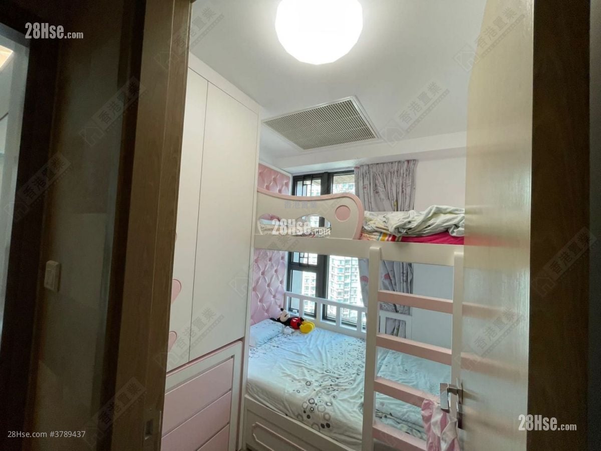 Wings At Sea Sell 2 Bedrooms , 1 Bathroom 495 ft²