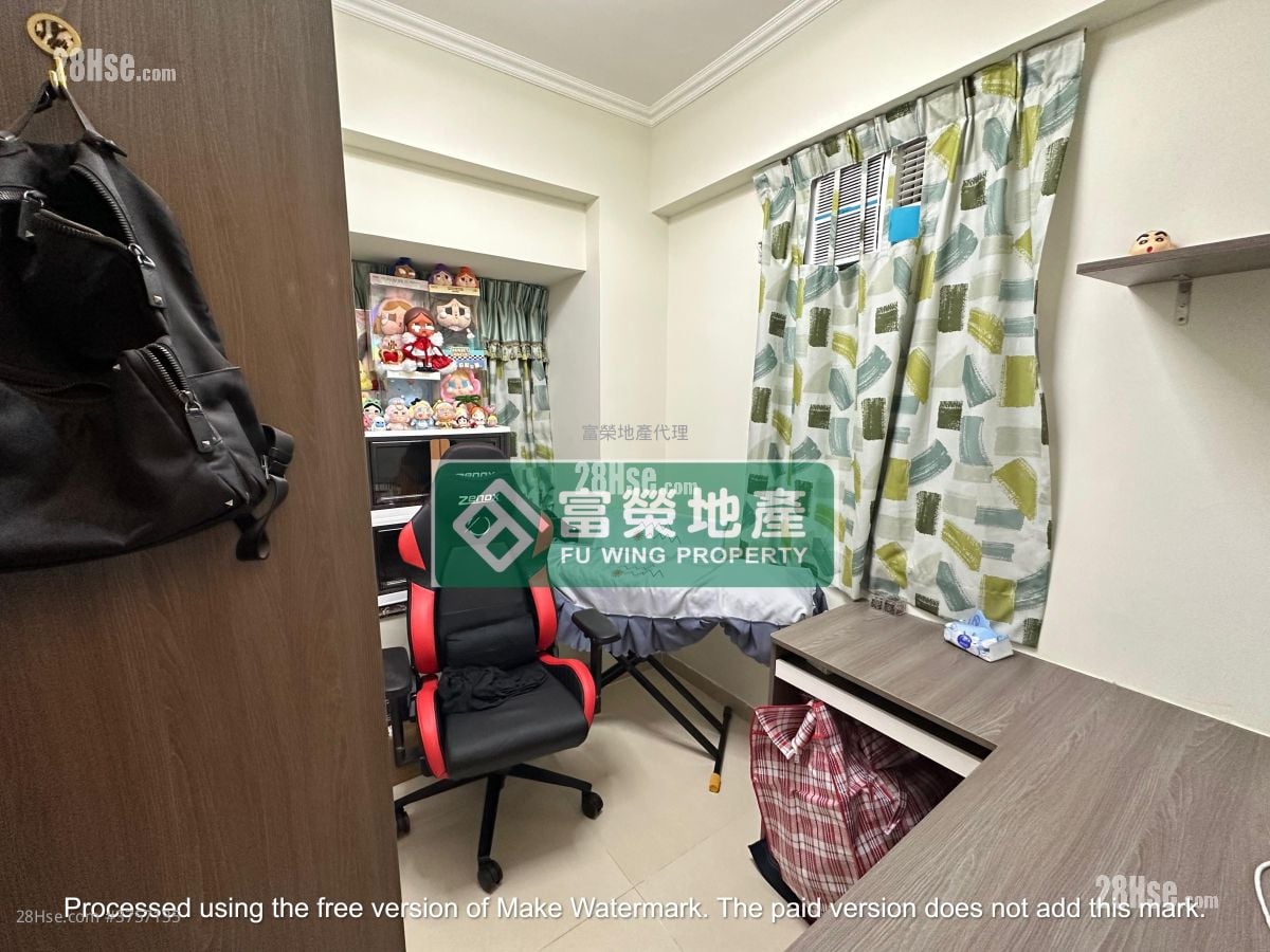 鸿禧大厦 租盘 2 房 , 1 浴室 300 平方尺