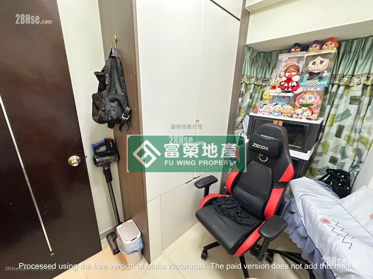 鸿禧大厦 租盘 2 房 , 1 浴室 300 平方尺