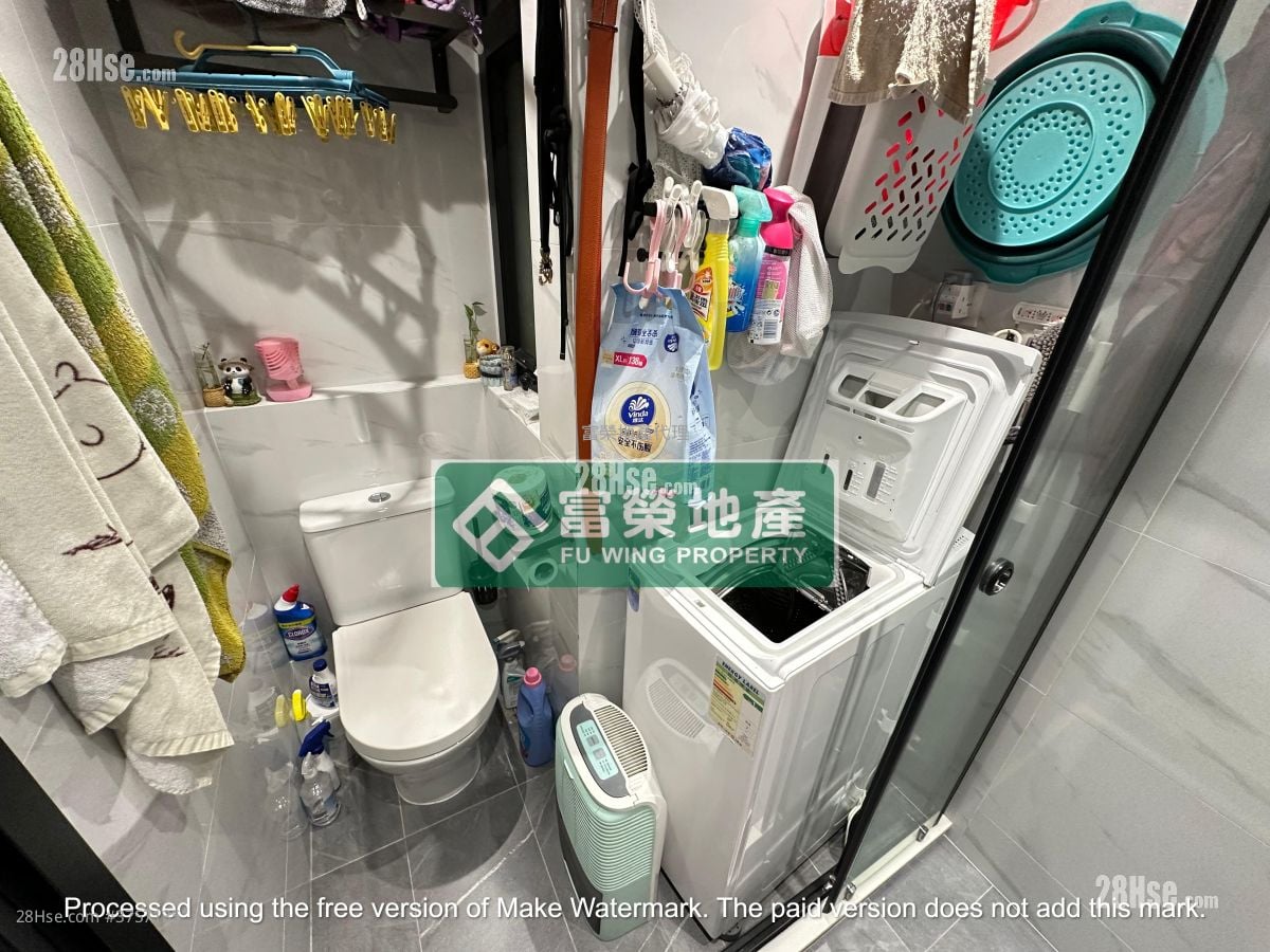 鸿禧大厦 租盘 2 房 , 1 浴室 300 平方尺