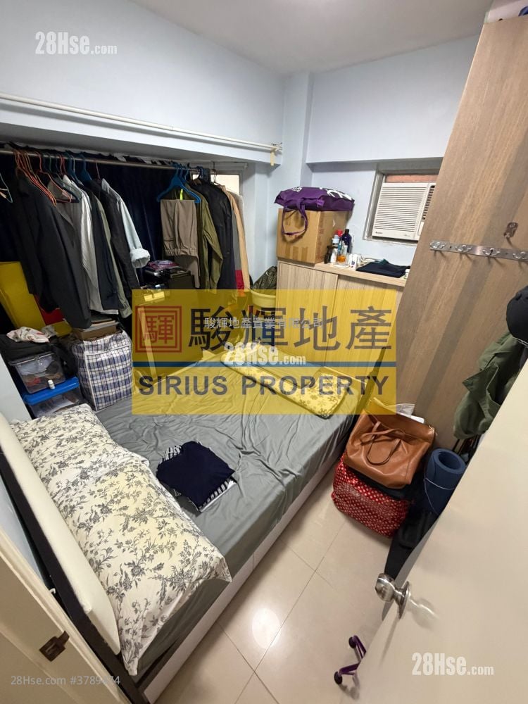 顺安大厦 售盘 2 房 , 1 浴室 320 平方尺