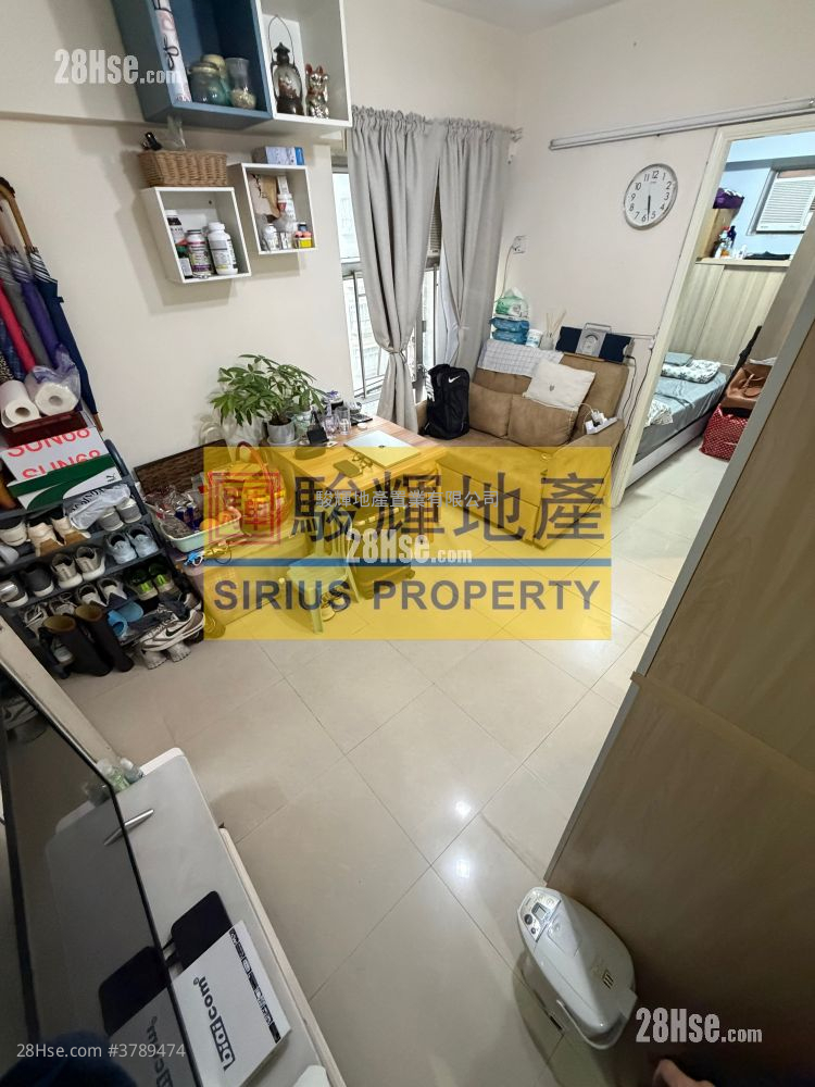 顺安大厦 售盘 2 房 , 1 浴室 320 平方尺