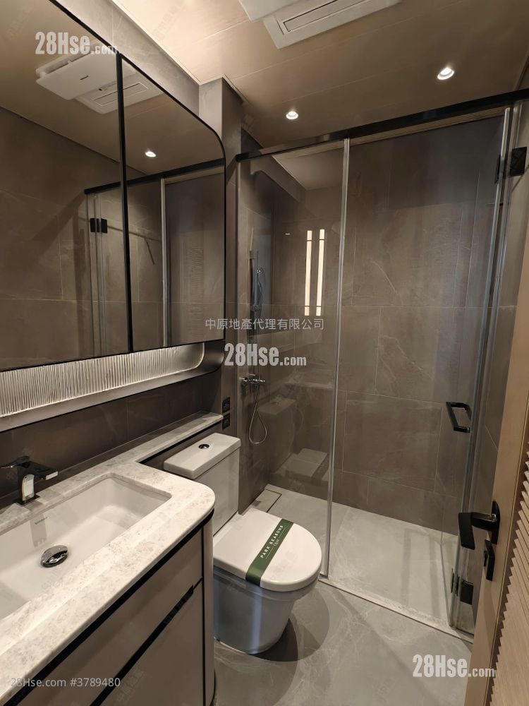 Seasons Place 租盘 2 房 , 1 浴室 441 平方尺