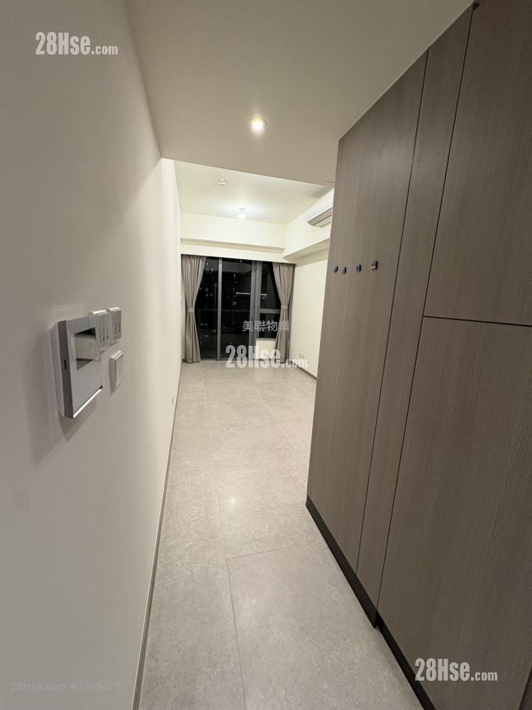 厅: Novo Land 租盘 2 房 , 1 浴室 474 平方尺