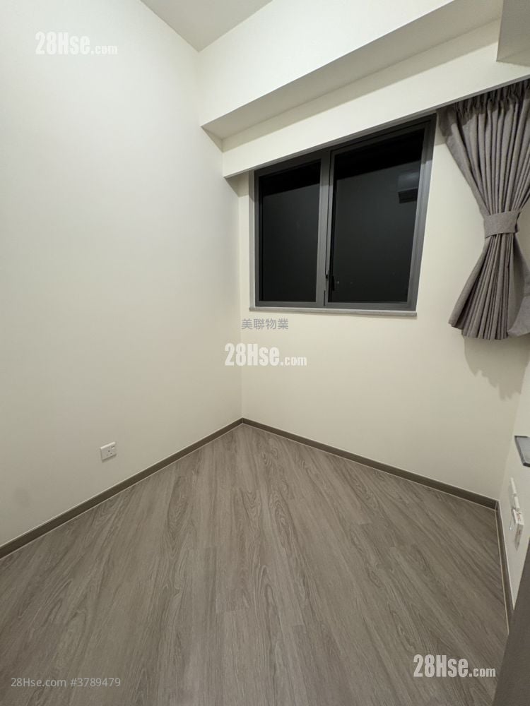 睡房 1: Novo Land 租盘 2 房 , 1 浴室 474 平方尺