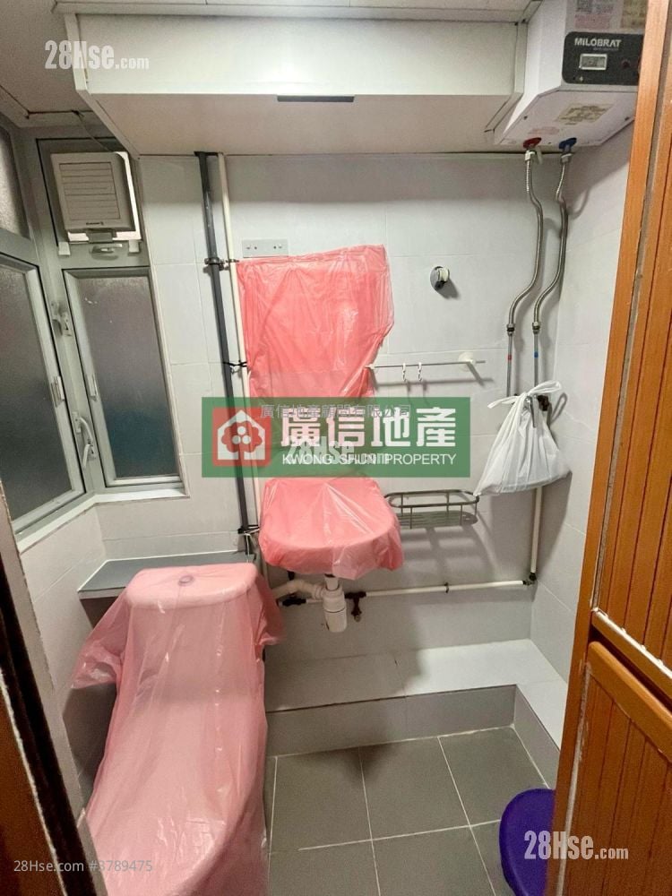 大南街130-132号 租盘 1 房 , 1 浴室 180 平方尺