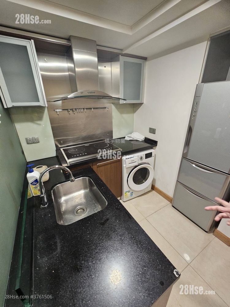 Chelsea Court Rental 2 Bedrooms , 1 Bathroom 474 ft²