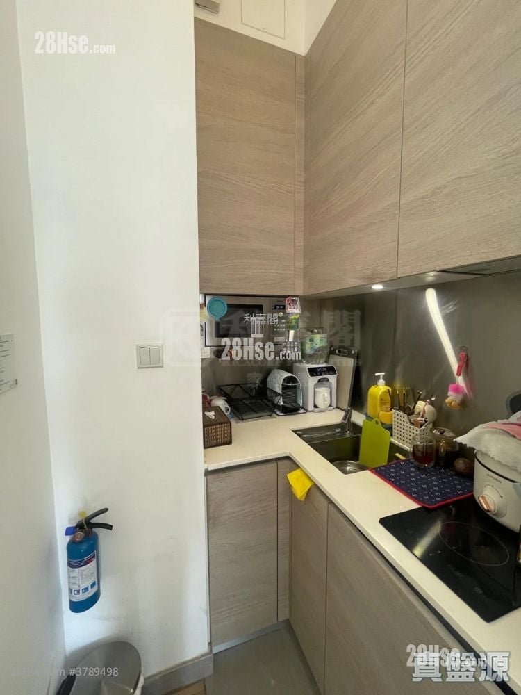 The Reach Sell 2 Bedrooms 424 ft²