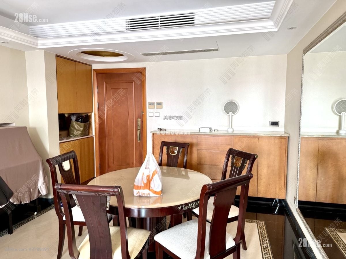 Residence Oasis Rental 4 Bedrooms , 3 Bathrooms 943 ft²