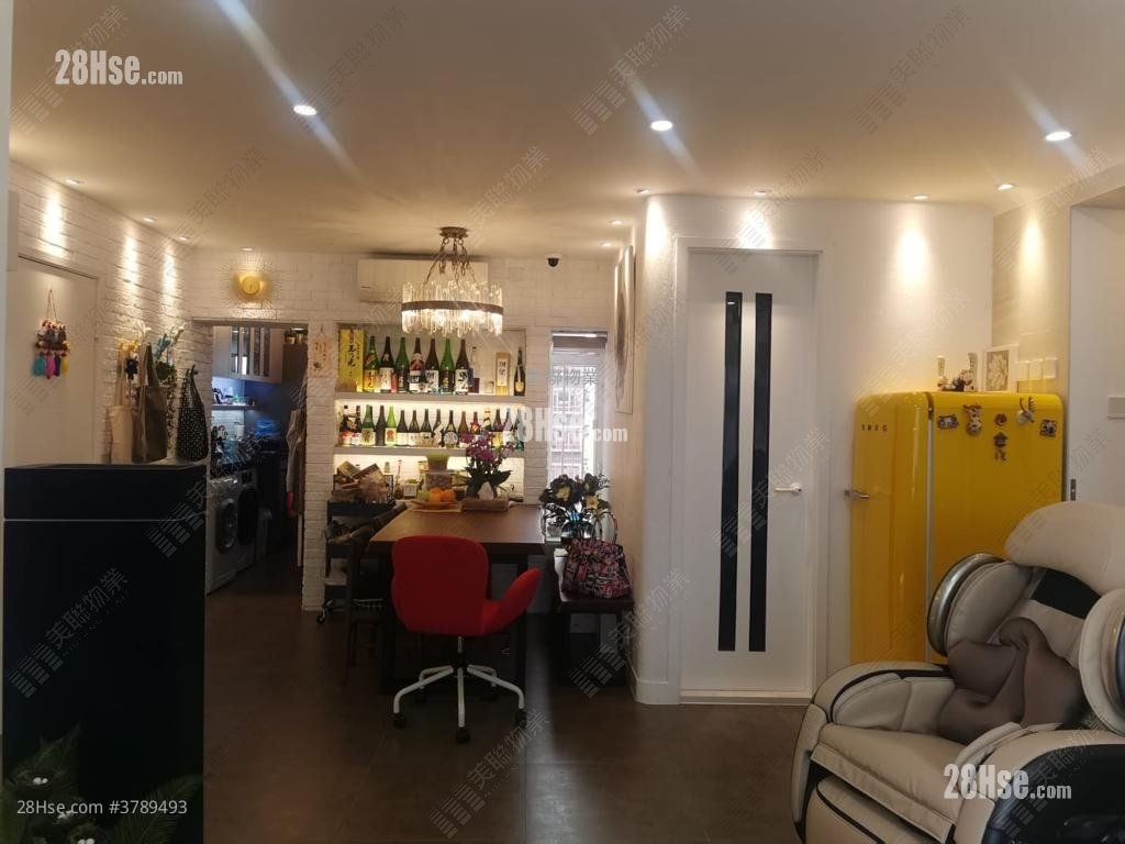 新港城 售盘 3 房 , 2 浴室 932 平方尺