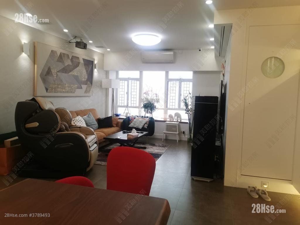 新港城 售盘 3 房 , 2 浴室 932 平方尺