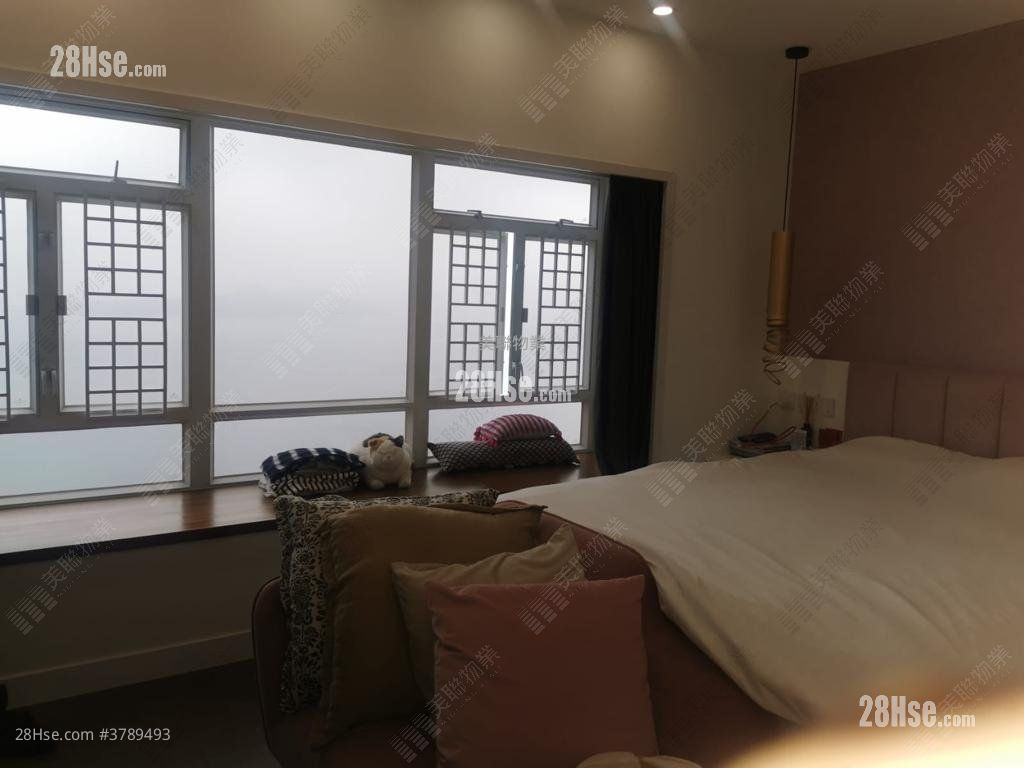 新港城 售盘 3 房 , 2 浴室 932 平方尺