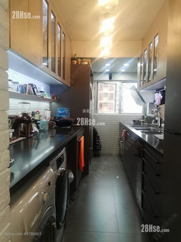 新港城 售盘 3 房 , 2 浴室 932 平方尺