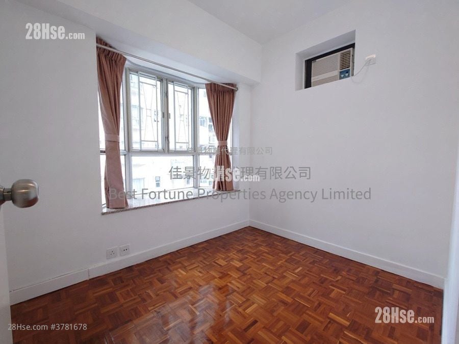 海怡花园 售盘 2 房 , 1 浴室 401 平方尺