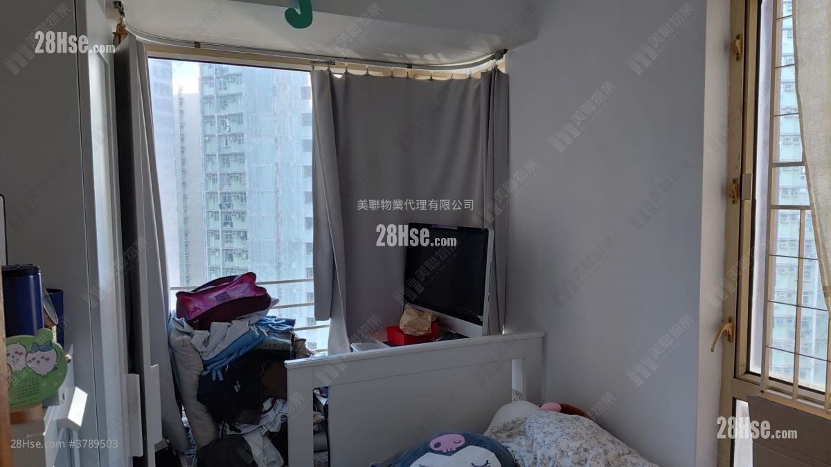 La Cite Noble Sell 2 Bedrooms 436 ft²