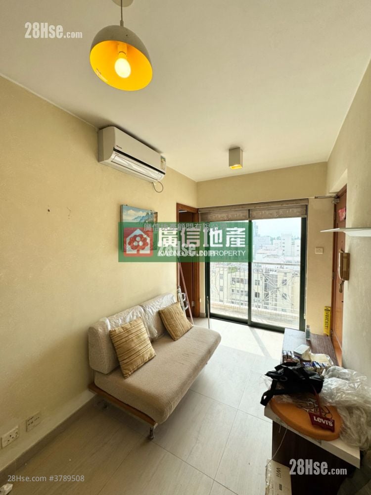 Yau On Court Sell 2 Bedrooms , 1 Bathroom 318 ft²