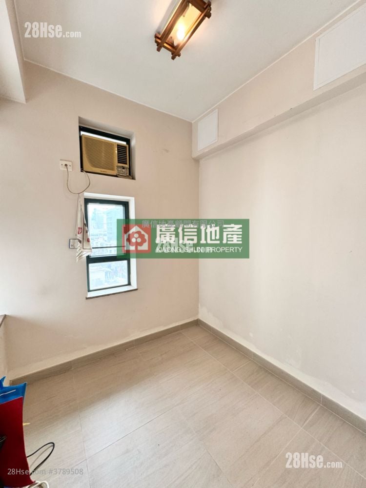 Yau On Court Sell 2 Bedrooms , 1 Bathroom 318 ft²