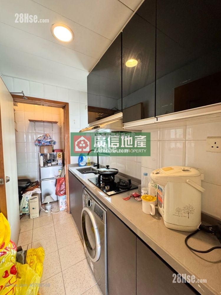 Yau On Court Sell 2 Bedrooms , 1 Bathroom 318 ft²