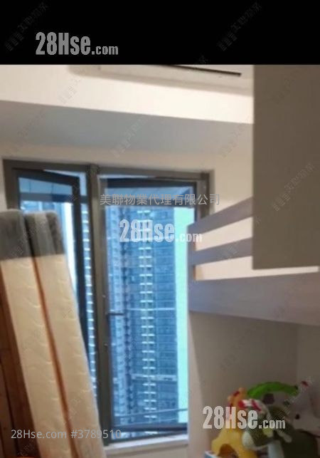 Sea To Sky Sell 2 Bedrooms , 1 Bathroom 468 ft²