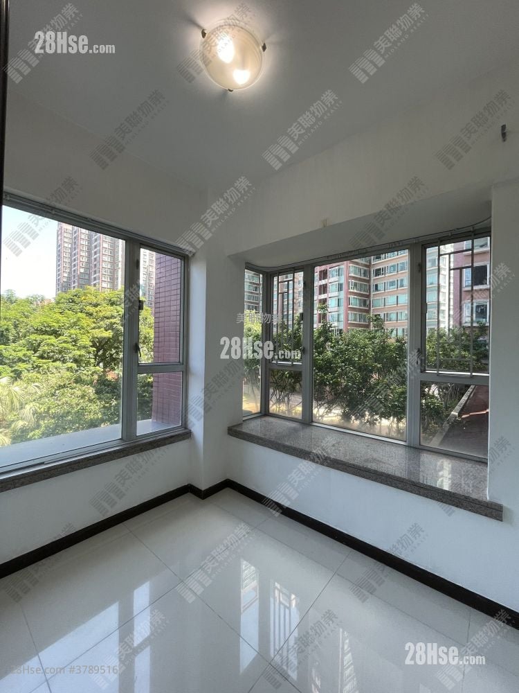 Parkland Villas Sell 2 Bedrooms 376 ft²