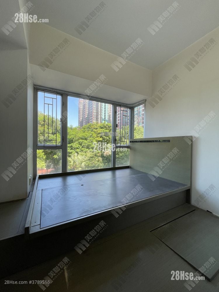 Parkland Villas Sell 2 Bedrooms 376 ft²