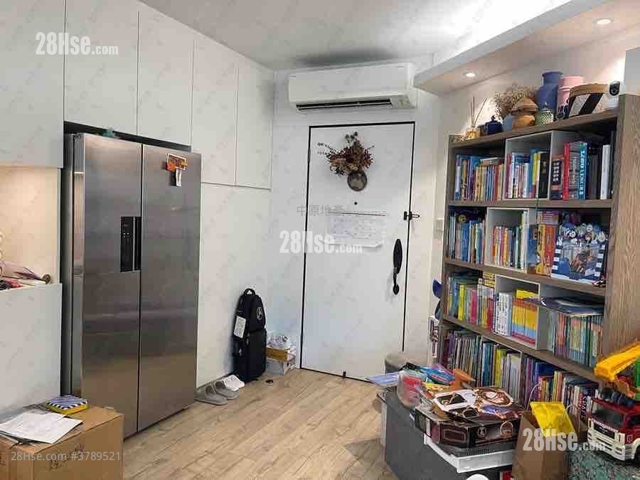 柏景湾 售盘 3 房 737 平方尺