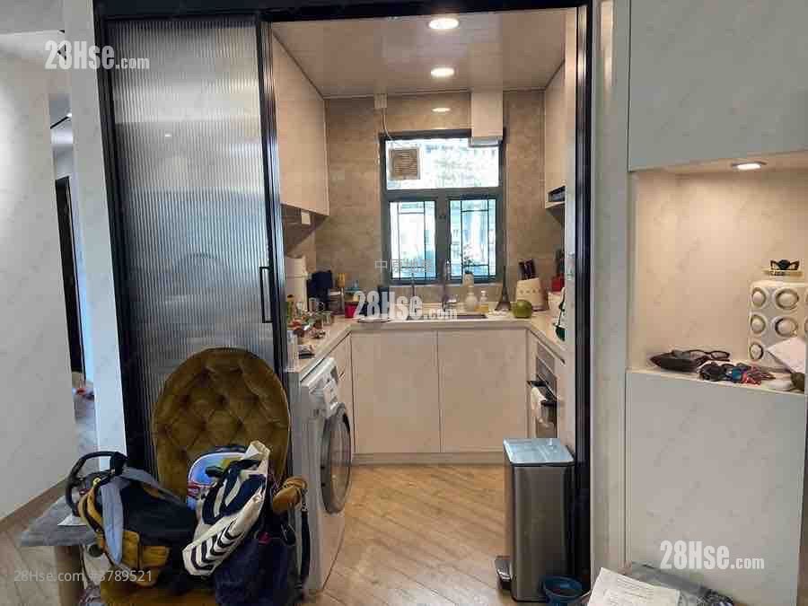 柏景湾 售盘 3 房 737 平方尺