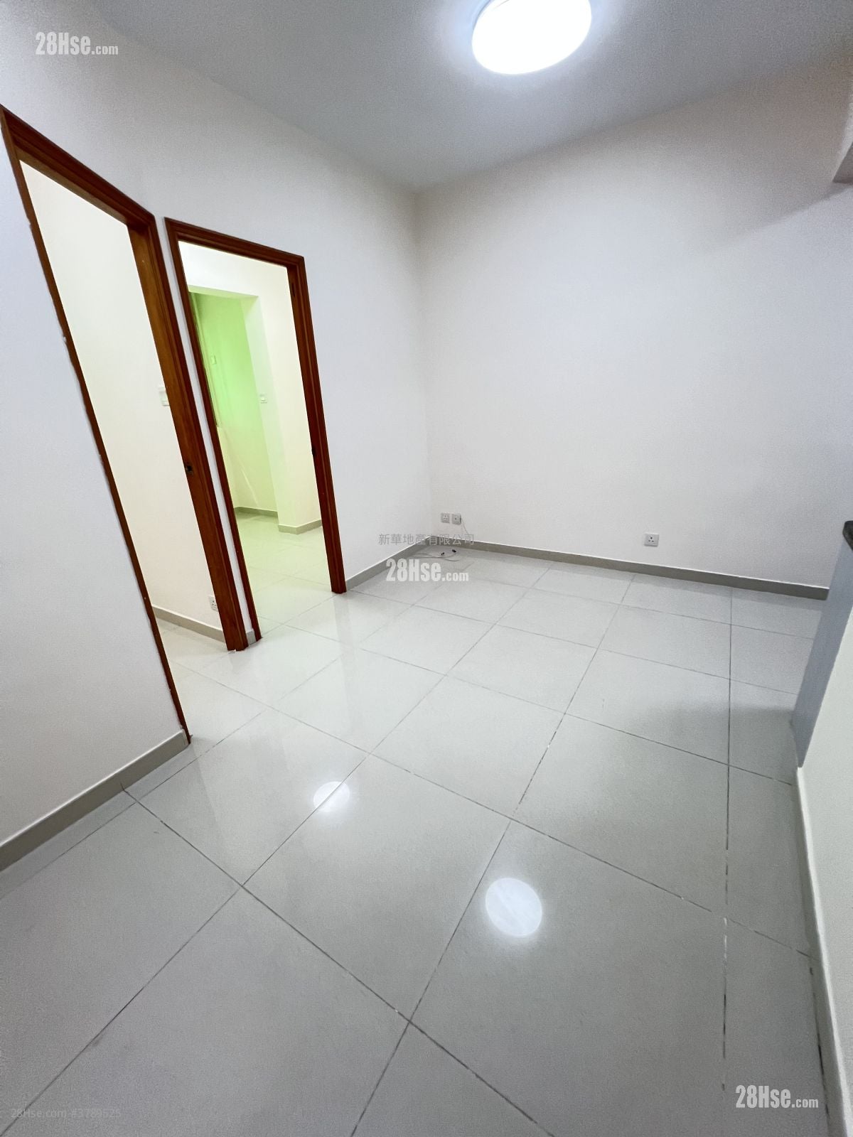 Fok Cheong Building Rental 2 Bedrooms , 1 Bathroom 328 ft²