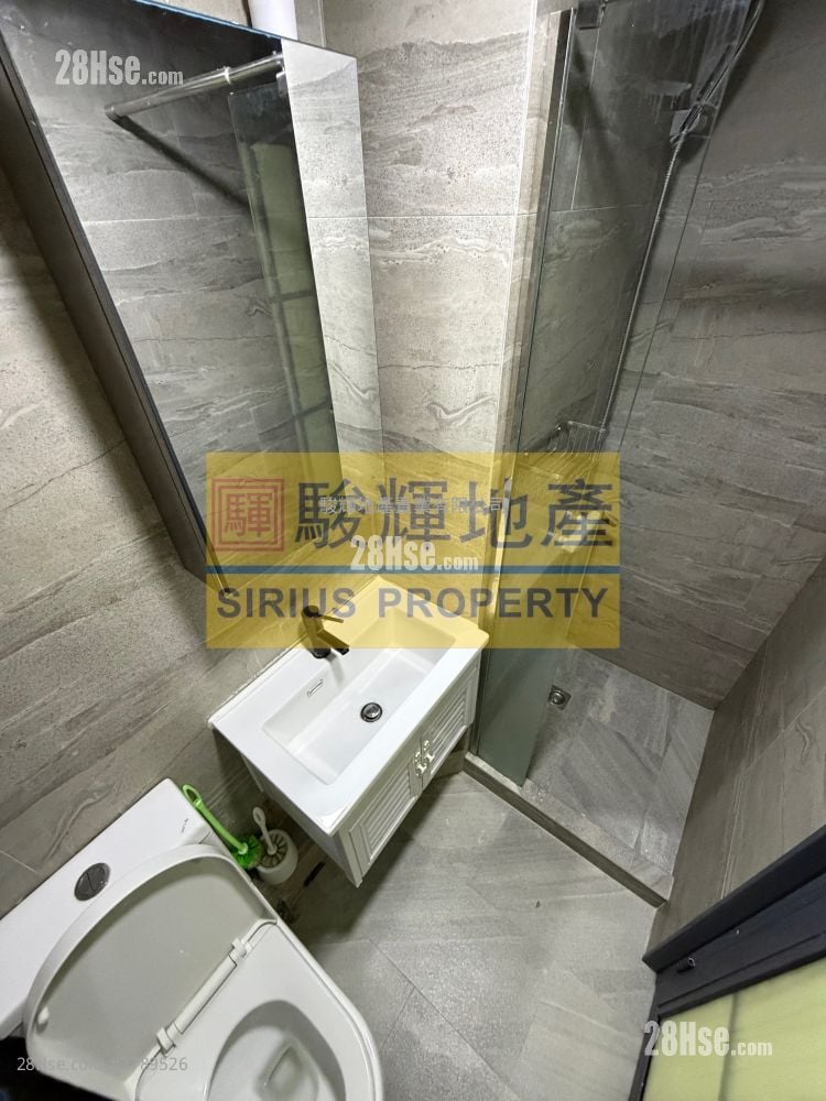 Kam Tong Building Rental 3 Bedrooms , 2 Bathrooms 515 ft²