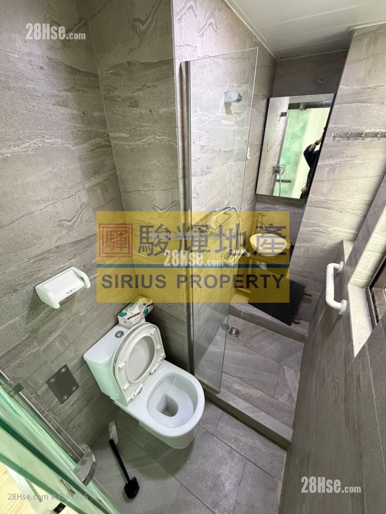 Kam Tong Building Rental 3 Bedrooms , 2 Bathrooms 515 ft²