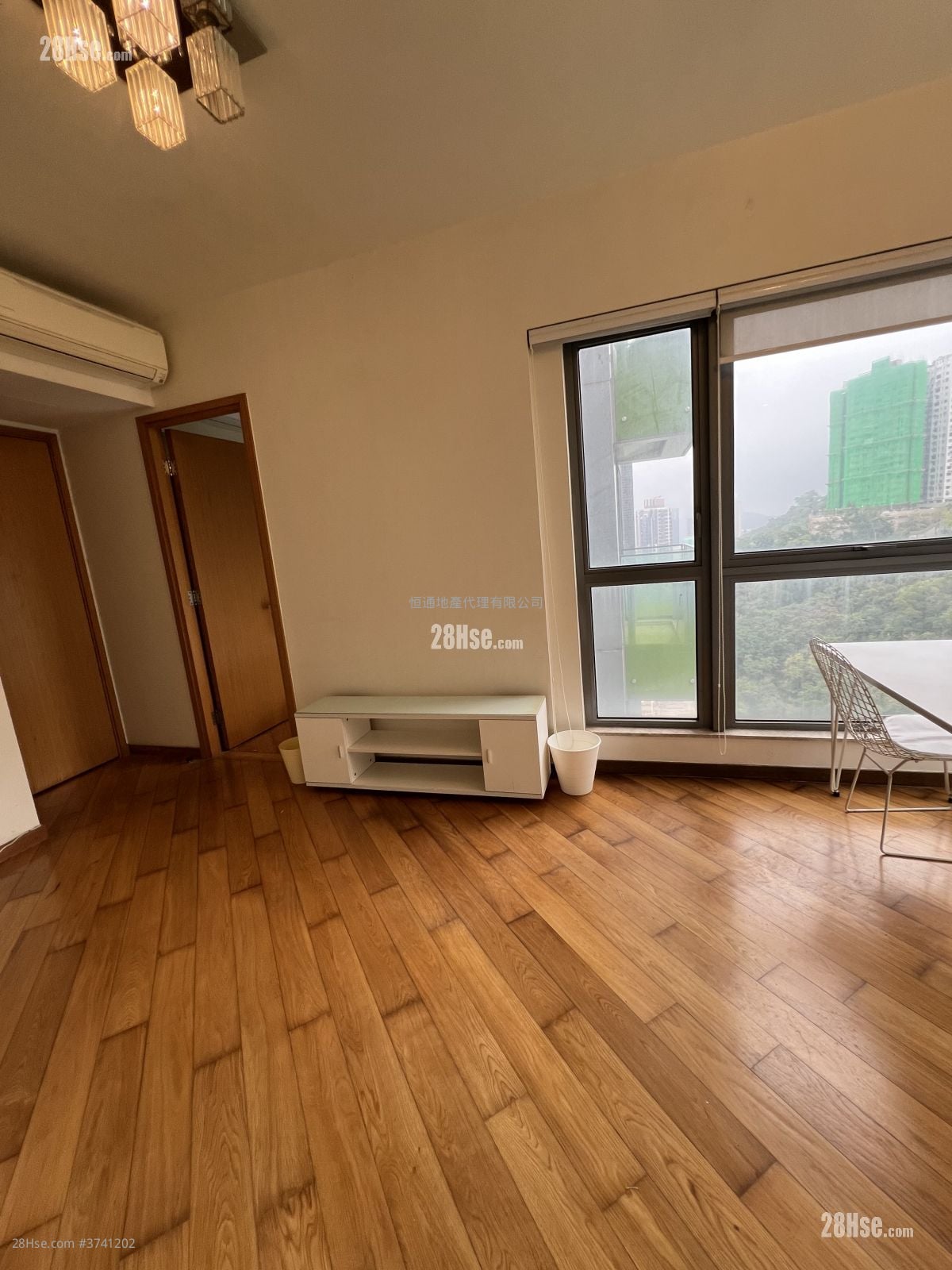 形品 租盘 1 房 , 1 浴室 363 平方尺